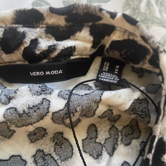 Vero Moda Button Up Dress - Picture 2 of 2